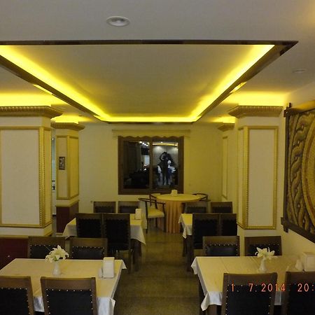Grand Onur Hotel İskenderun Zewnętrze zdjęcie
