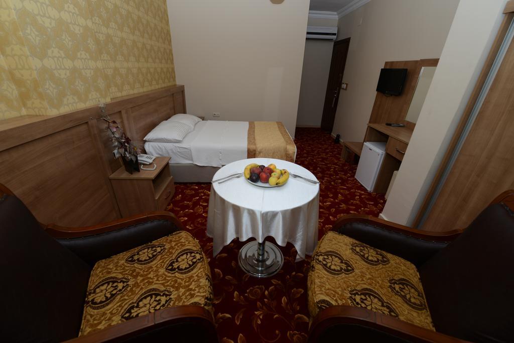 Grand Onur Hotel İskenderun Zewnętrze zdjęcie