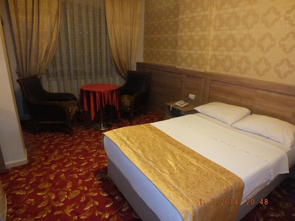 Grand Onur Hotel İskenderun Zewnętrze zdjęcie